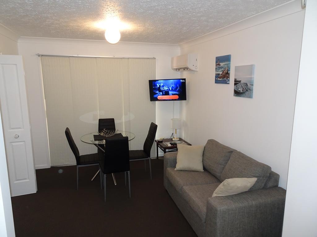 Costa D'Ora Holiday Apartments Gold Coast Habitación foto